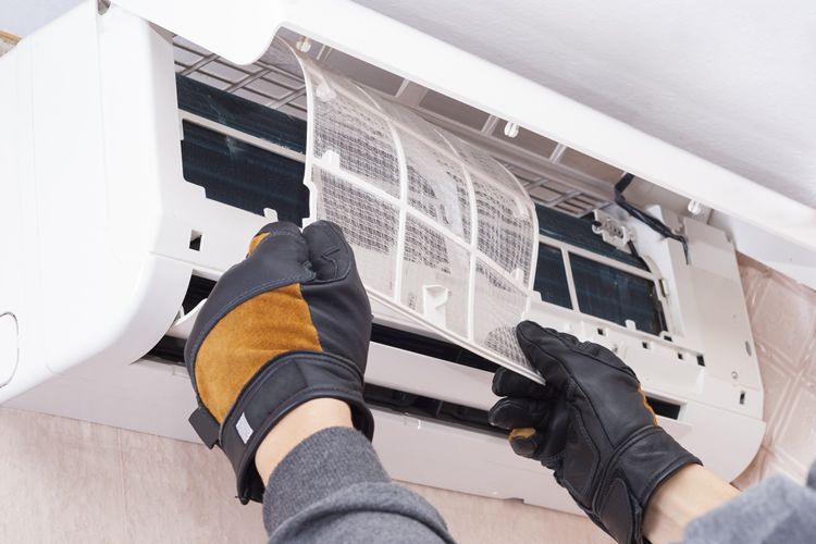 The Importance Of Keeping Your Air Conditioner Filters Clean 